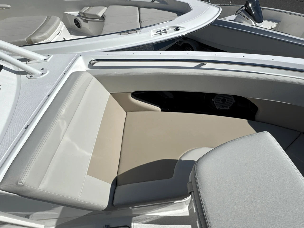 2026 Boston Whaler 240 Vantage 24.0 feet, Clearwater, Florida #30
