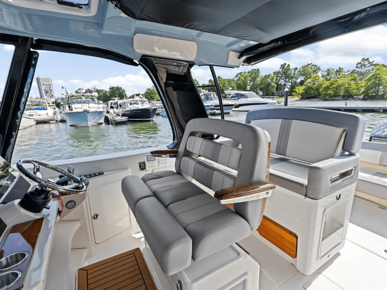 2025 Boston Whaler 380 Realm 38.0 feet, Clearwater, Florida #20