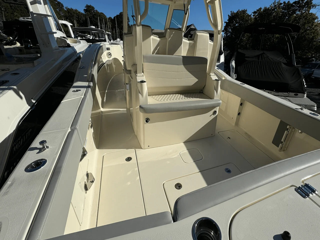 2025 Scout 357 LXF 35.0 feet, Clearwater, Florida #11
