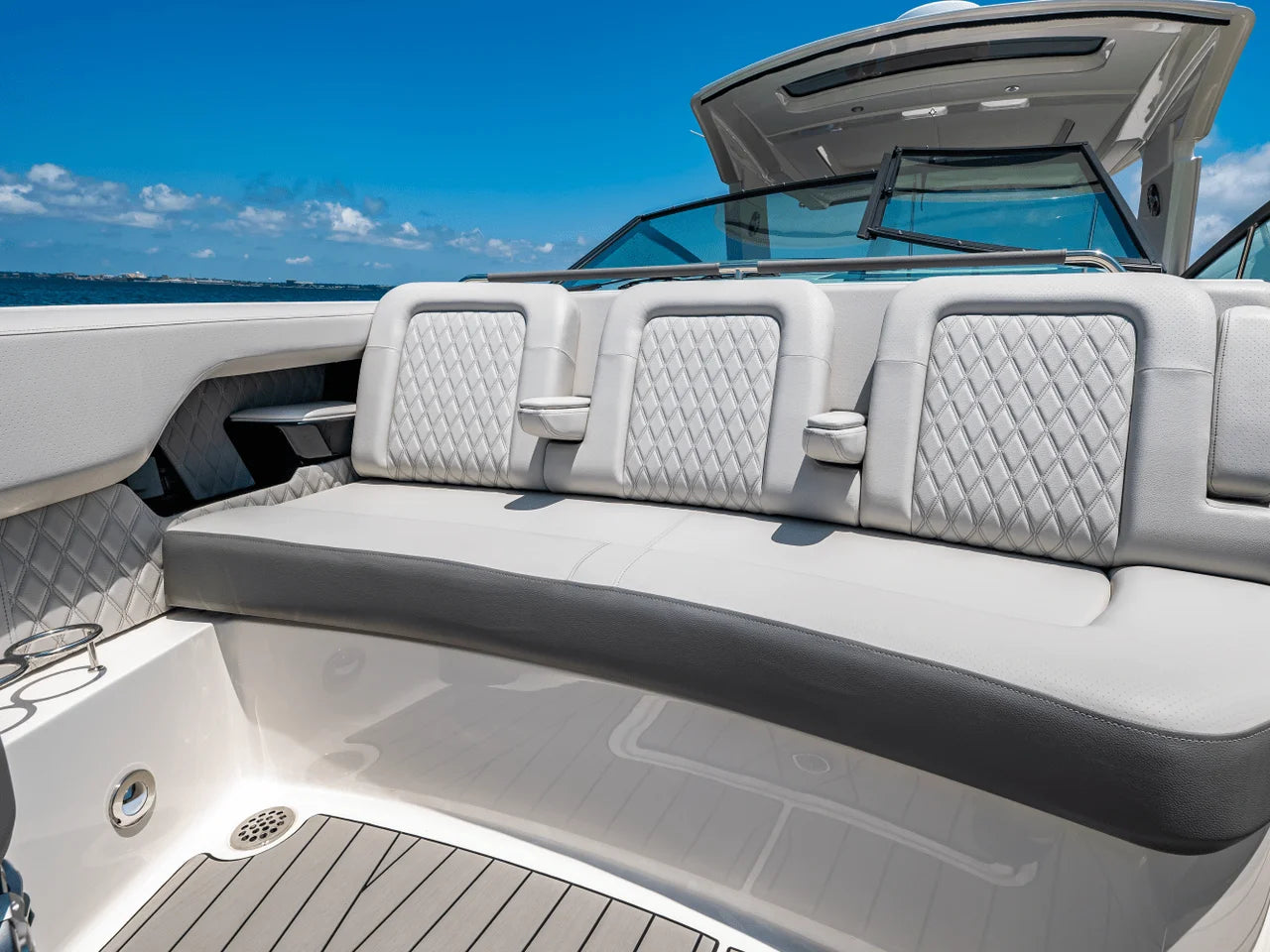 2025 Sea Ray SLX 400 Outboard 40.0 feet, Clearwater, Florida #46