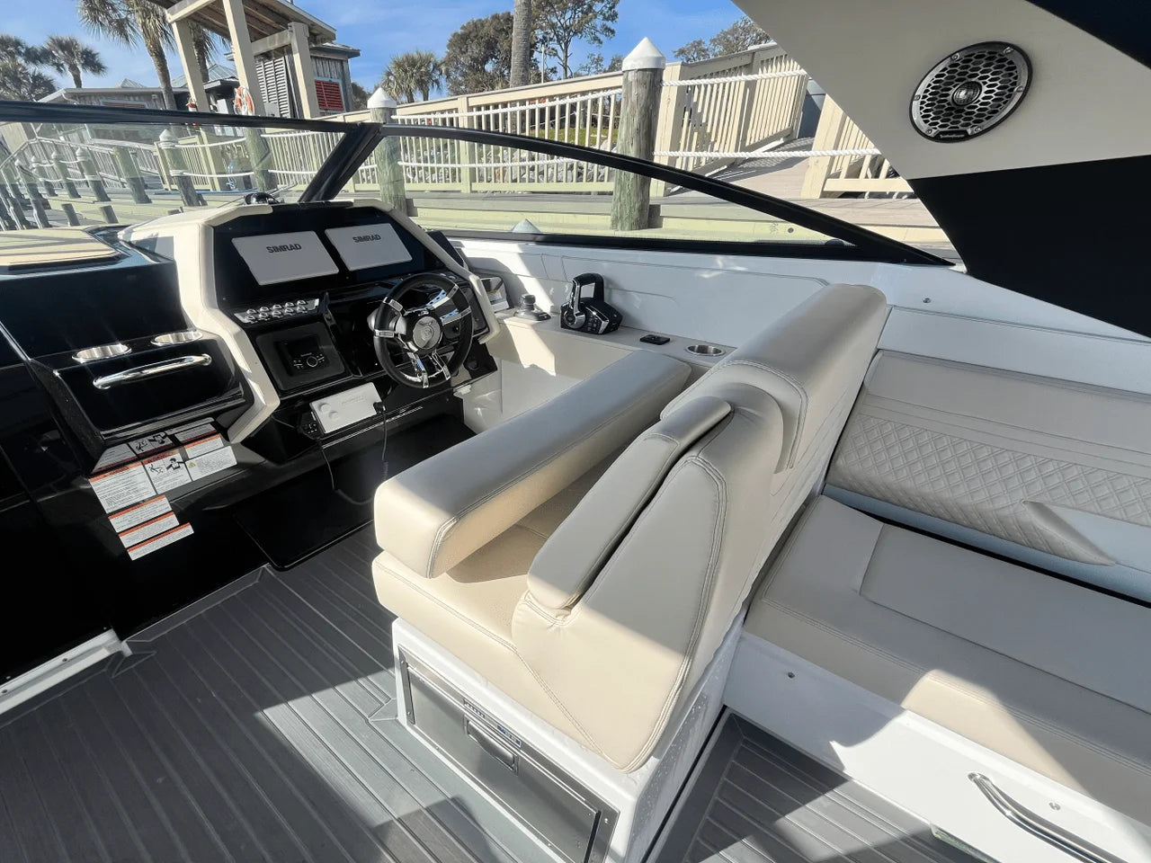 2025 Cruisers Yachts 34 GLS Outboard 34.0 feet, Clearwater, Florida #16