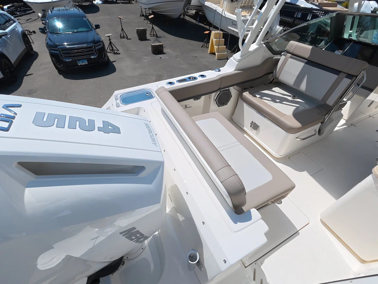 2026 Boston Whaler 240 Vantage 24.0 feet, Clearwater, Florida #5