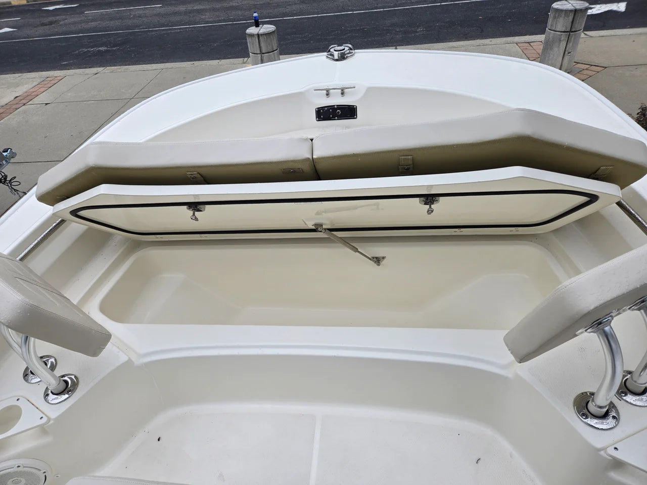 2026 Boston Whaler 210 Montauk 21.0 feet, Clearwater, Florida #16