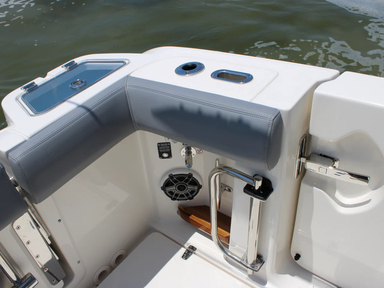 2026 Boston Whaler 350 Realm 35.0 feet, Clearwater, Florida #81