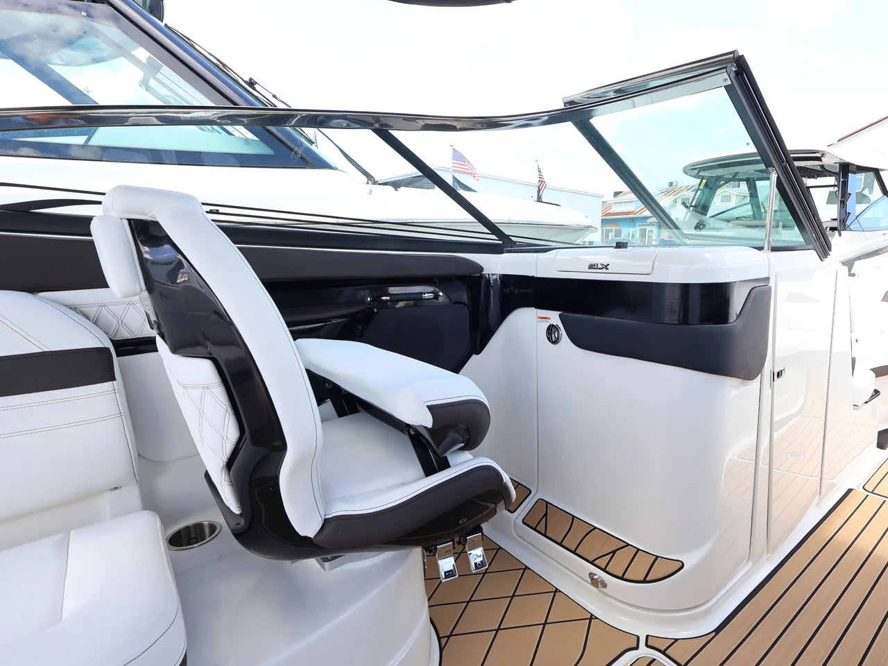 2027 Sea Ray SLX 260 Outboard 26.0 feet, Clearwater, Florida #21