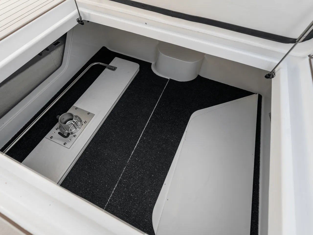 2026 Cruisers Yachts 38 VTR 38.0 feet, Clearwater, Florida #45