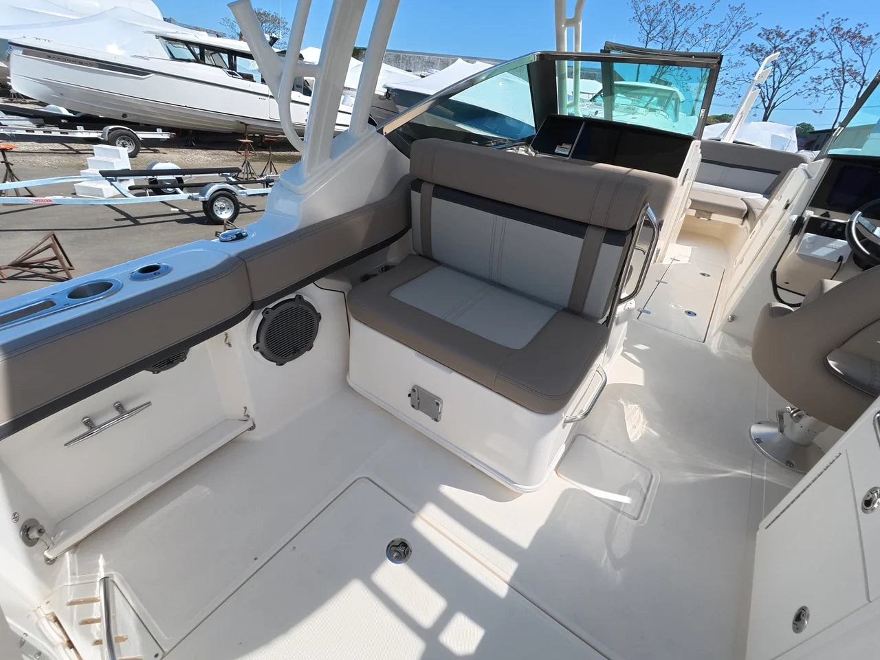 2026 Boston Whaler 240 Vantage 24.0 feet, Clearwater, Florida #10