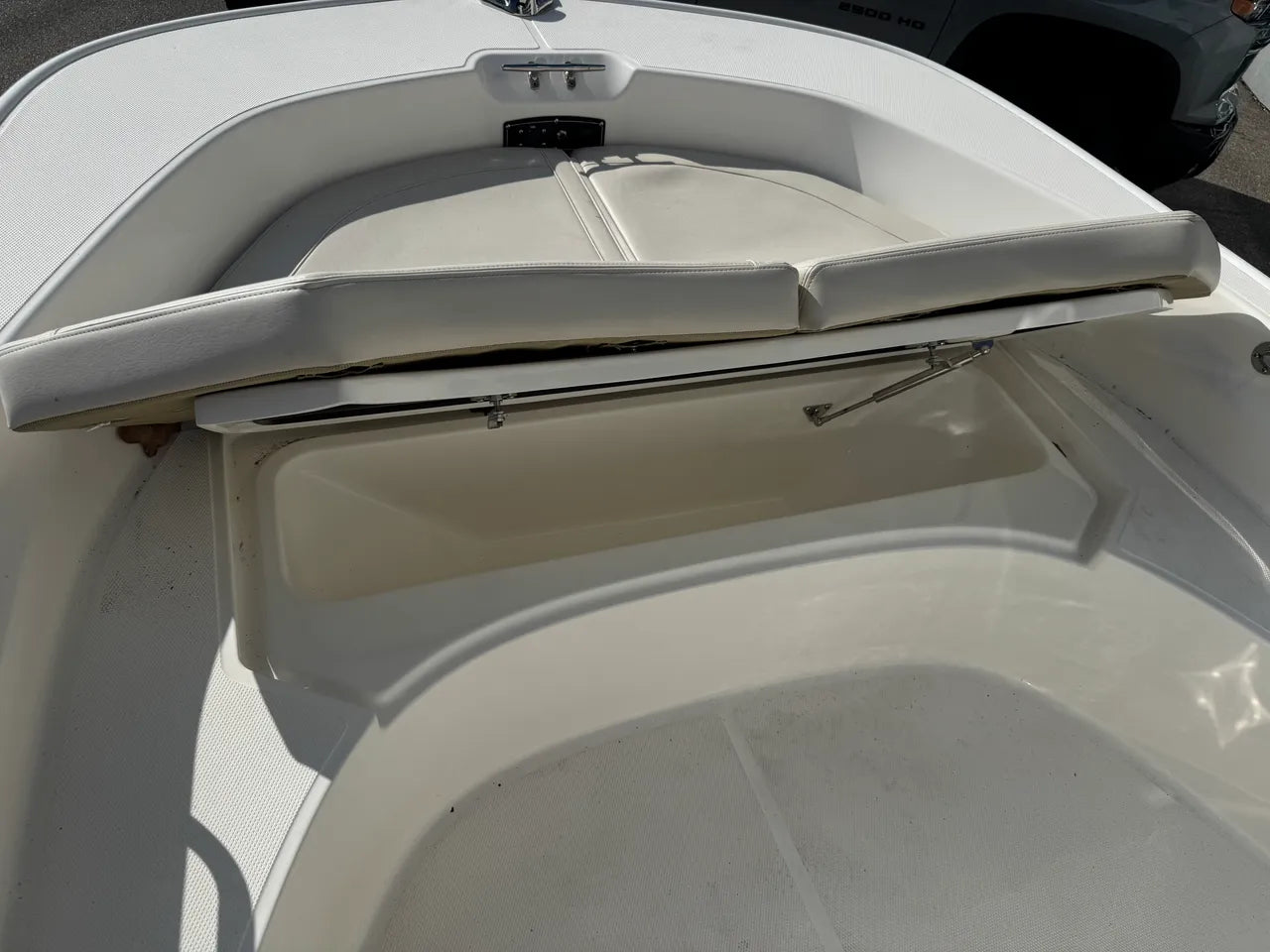 2026 Boston Whaler 170 Montauk 17.0 feet, Clearwater, Florida #11