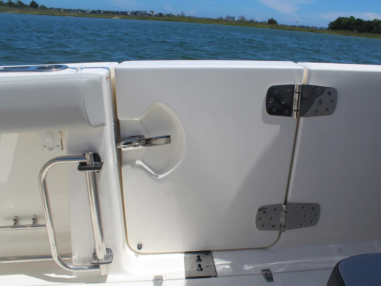 2026 Boston Whaler 330 Outrage 33.0 feet, Clearwater, Florida #19