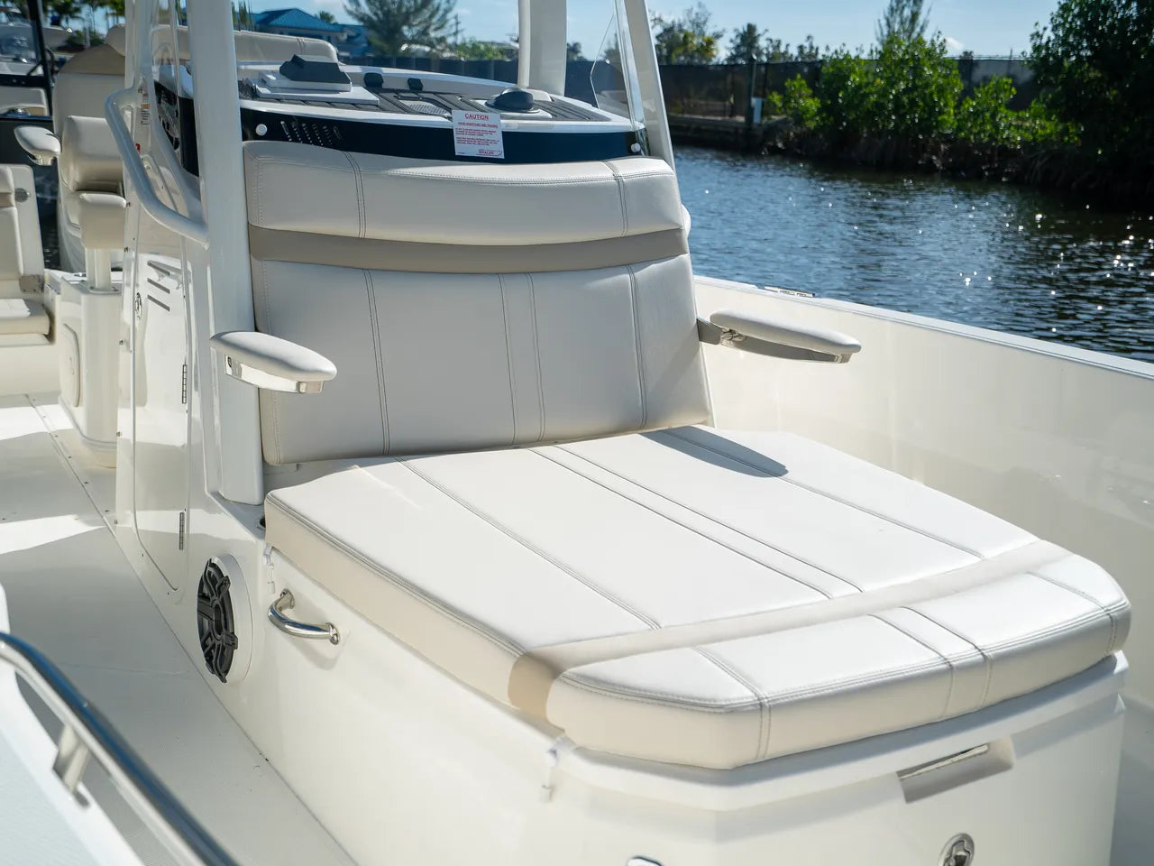2026 Boston Whaler 220 Dauntless 22.0 feet, Clearwater, Florida #14