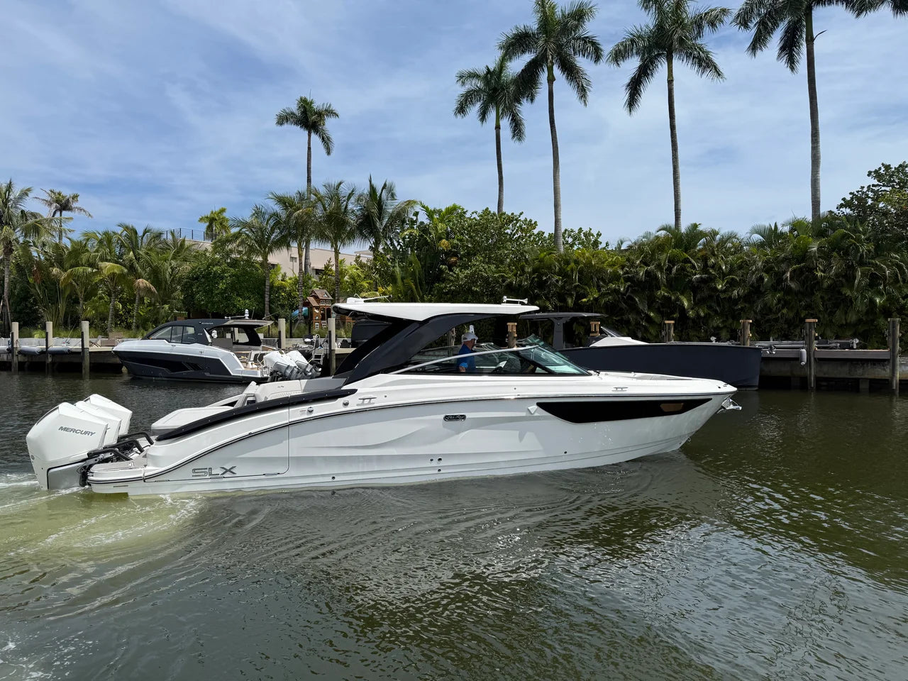 2026 Sea Ray SLX 360 OUTBOARD 36.0 feet, Clearwater, Florida #3