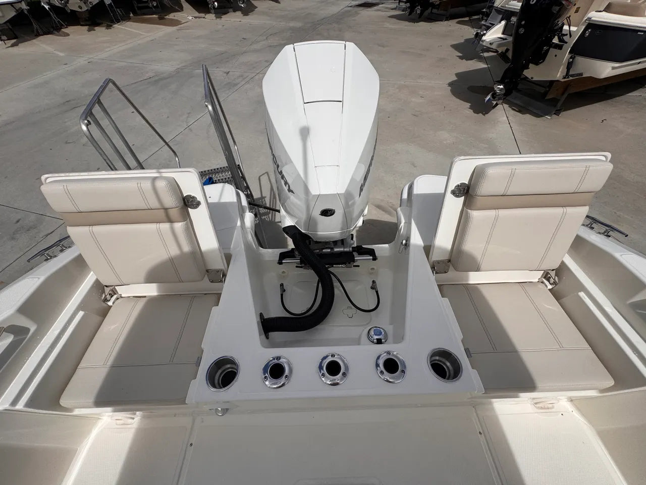 2026 Boston Whaler 220 Dauntless 22.0 feet, Clearwater, Florida #7