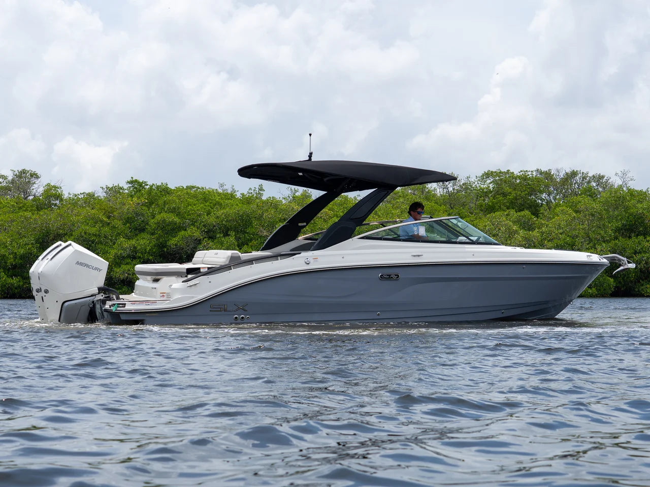 2027 Sea Ray SLX 280 Outboard 28.0 feet, Clearwater, Florida #3