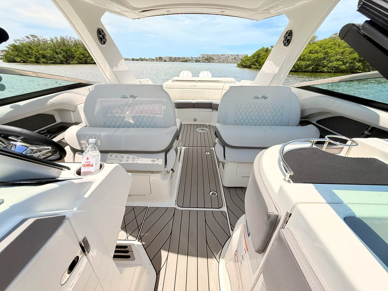 2026 Sea Ray SLX 310 Outboard 31.0 feet, Clearwater, Florida #80