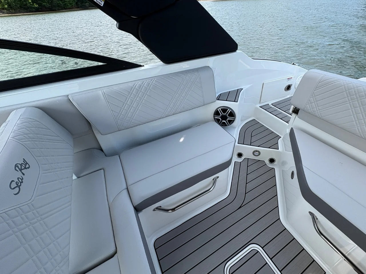 2026 Sea Ray SDX 250 Outboard 25.0 feet, Clearwater, Florida #17