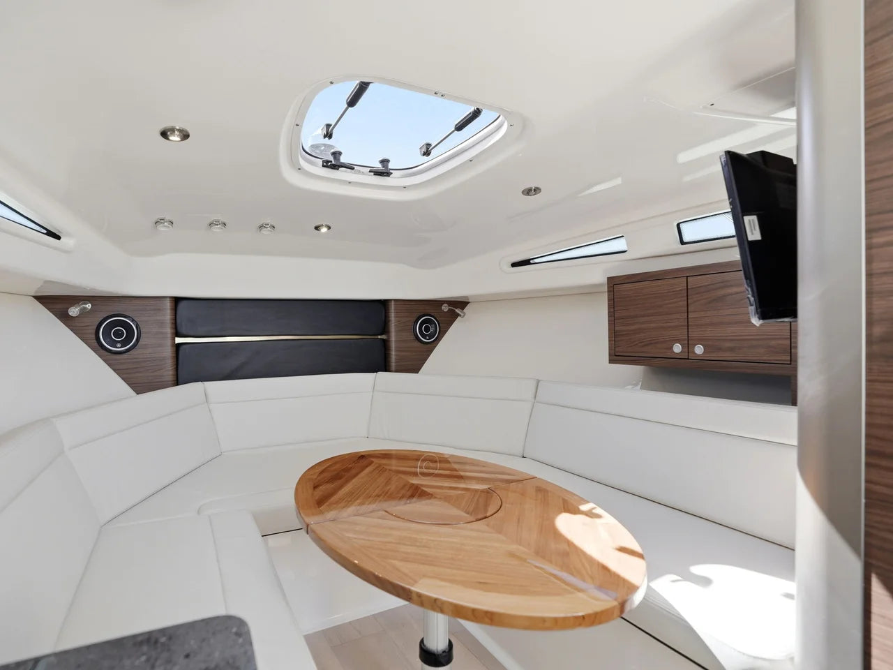 2026 Boston Whaler 325 Conquest 32.0 feet, Clearwater, Florida #30