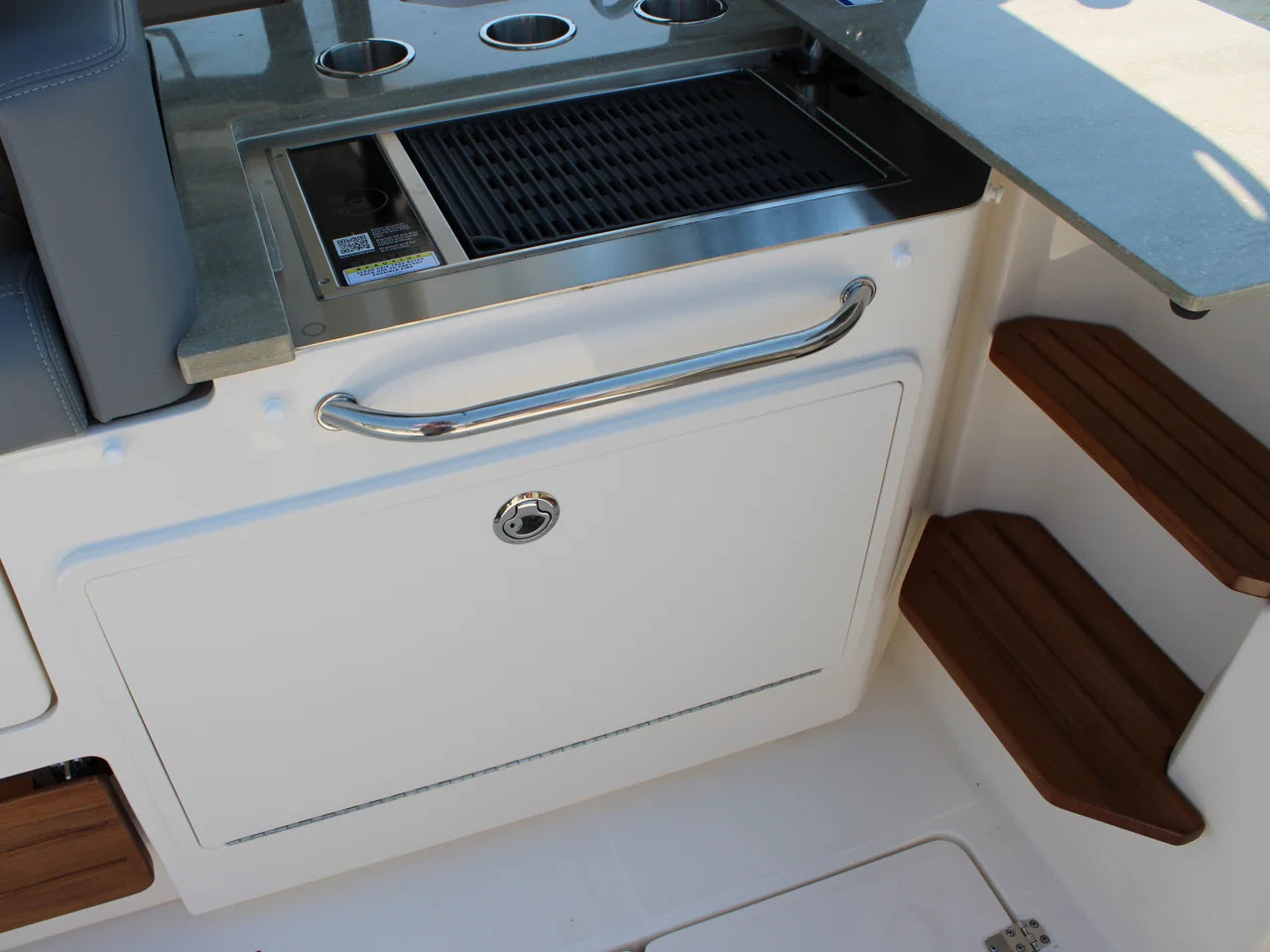2026 Boston Whaler 350 Realm 35.0 feet, Clearwater, Florida #63