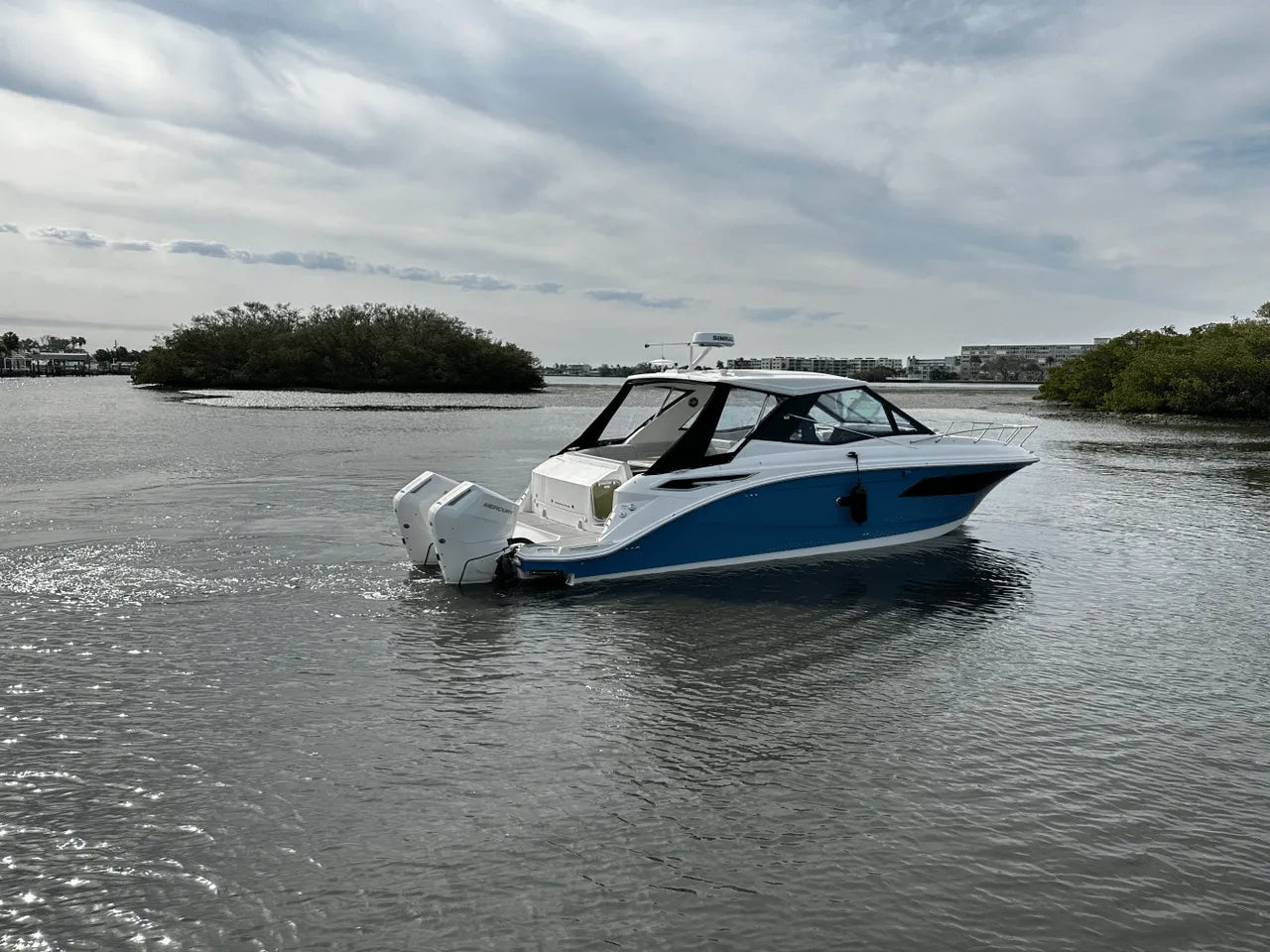 2025 Sea Ray Sundancer 320 Outboard 32.0 feet, Clearwater, Florida #10