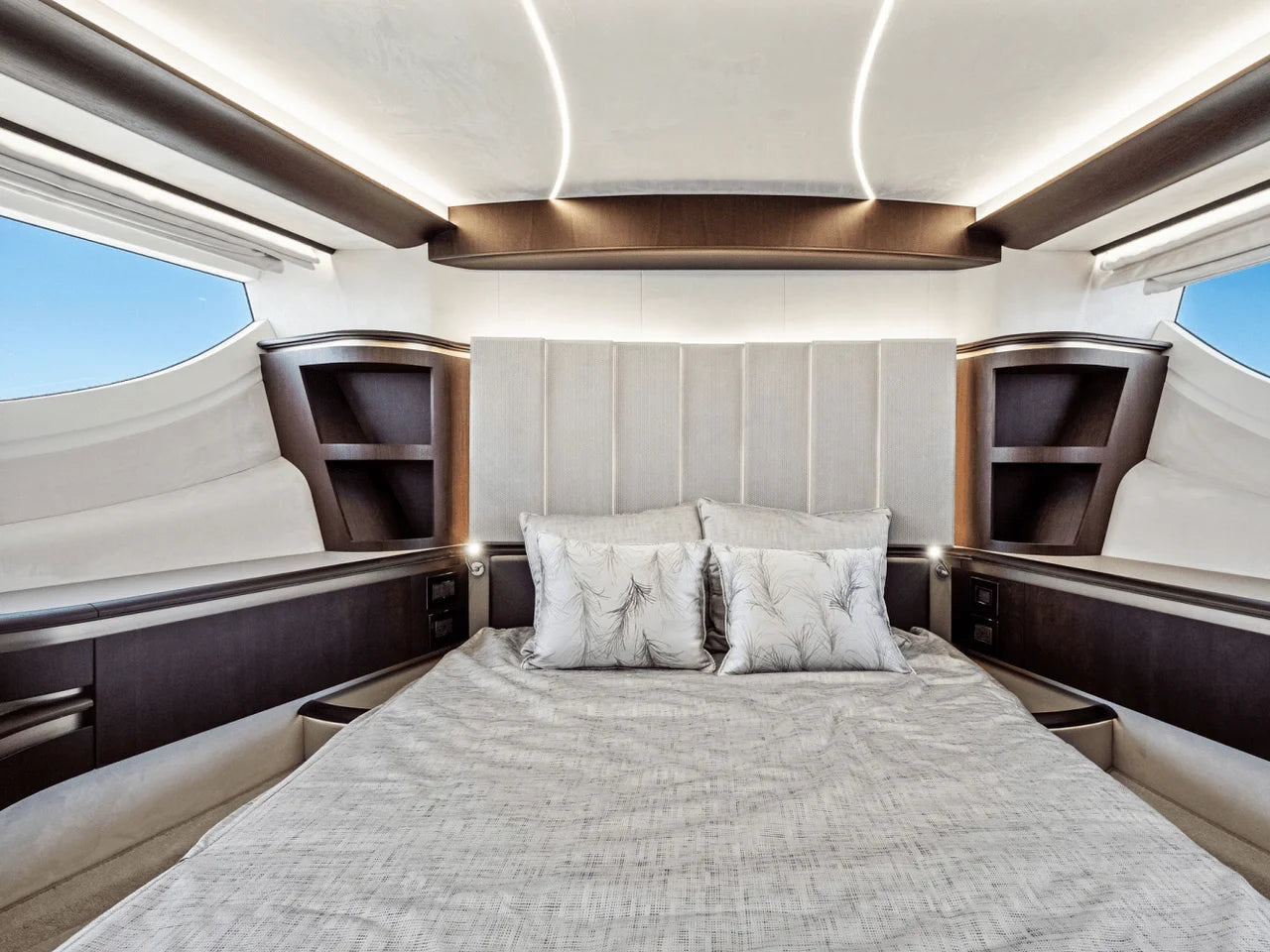 2025 Galeon 560 FLY 56.0 feet, Clearwater, Florida #58