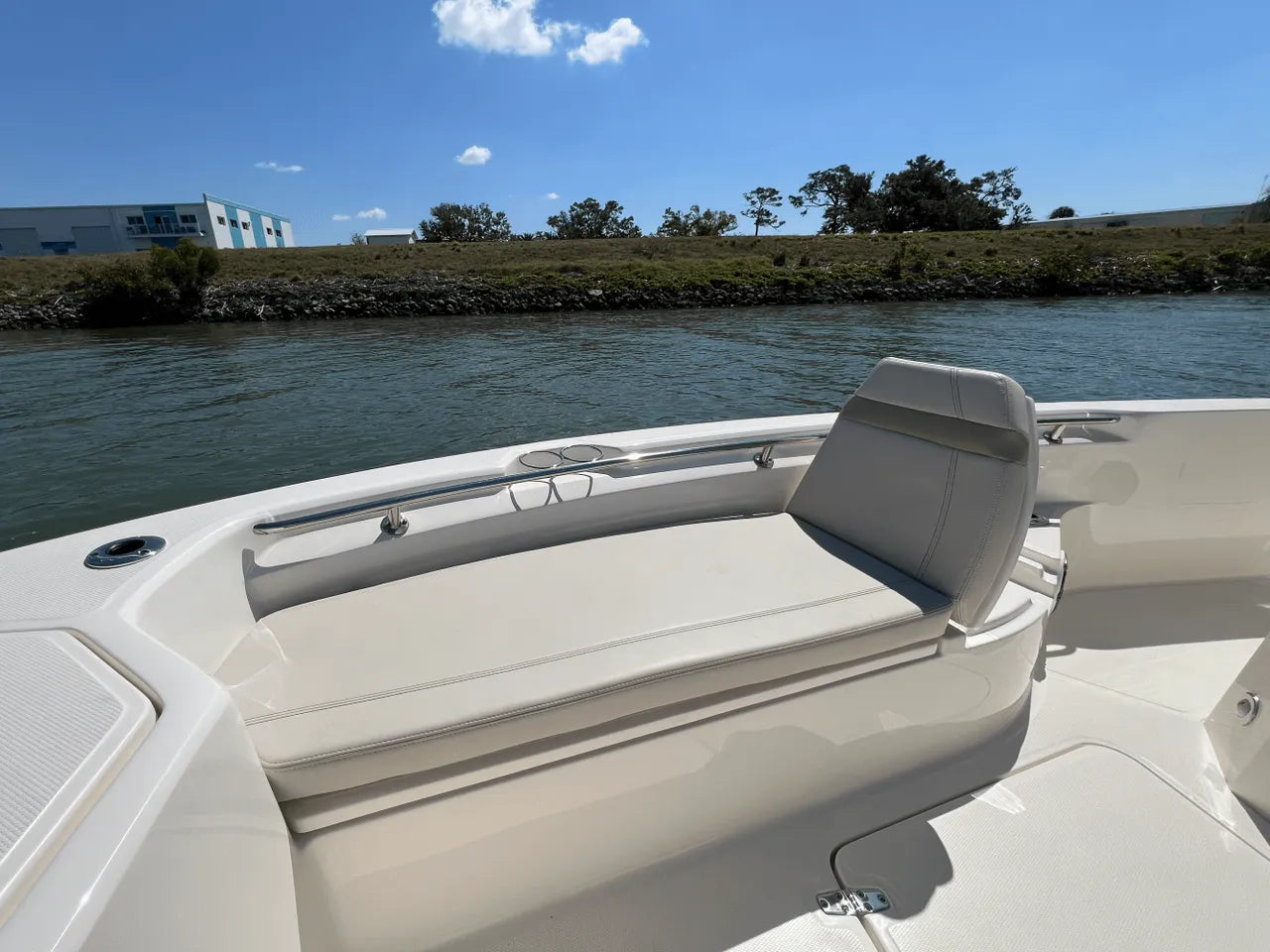 2025 Boston Whaler 280 Dauntless 28.0 feet, Clearwater, Florida #43