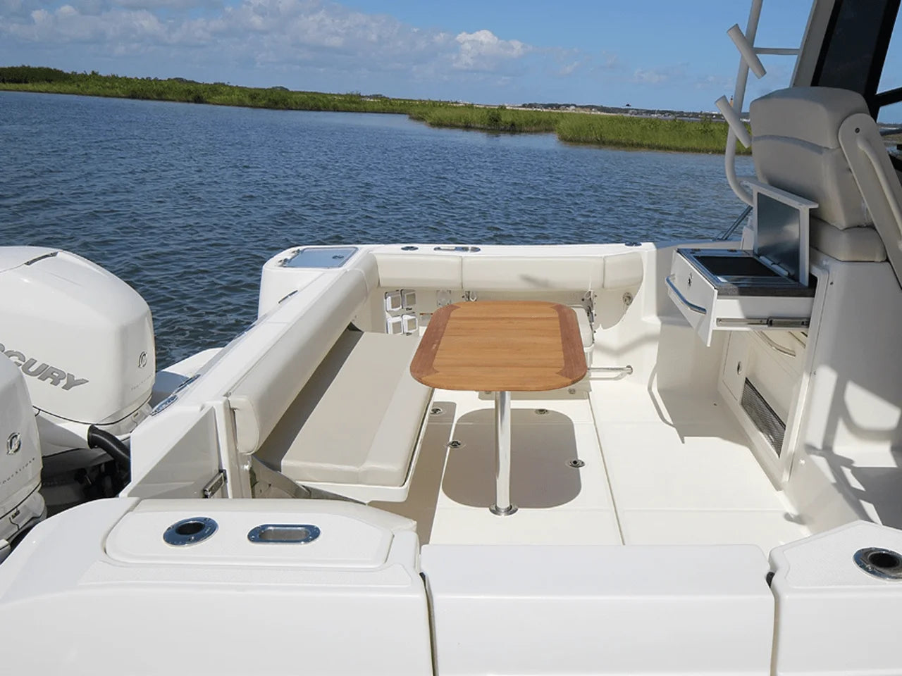 2026 Boston Whaler 325 Conquest 32.0 feet, Clearwater, Florida #45