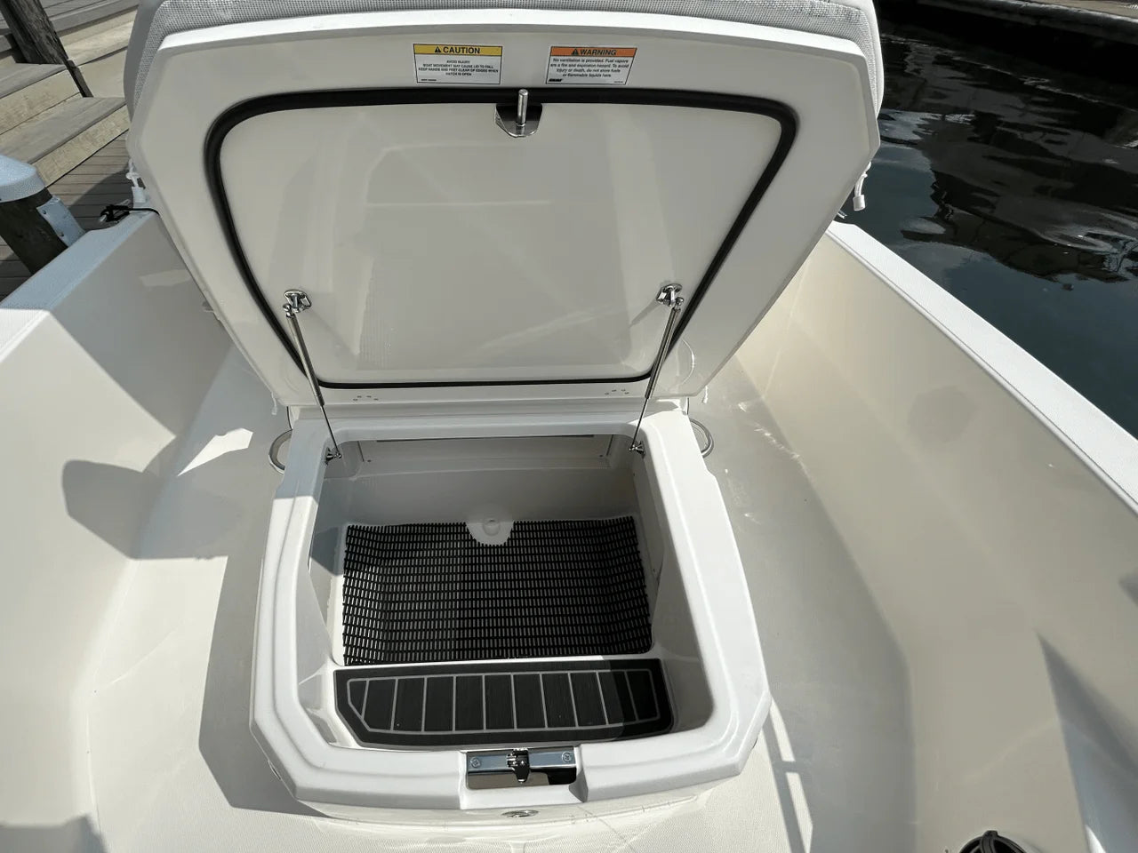 2026 Boston Whaler 220 Dauntless 22.0 feet, Clearwater, Florida #21