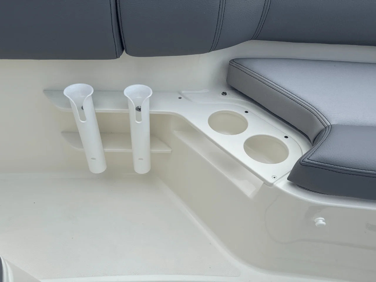 2026 Boston Whaler 230 Outrage 23.0 feet, Clearwater, Florida #14
