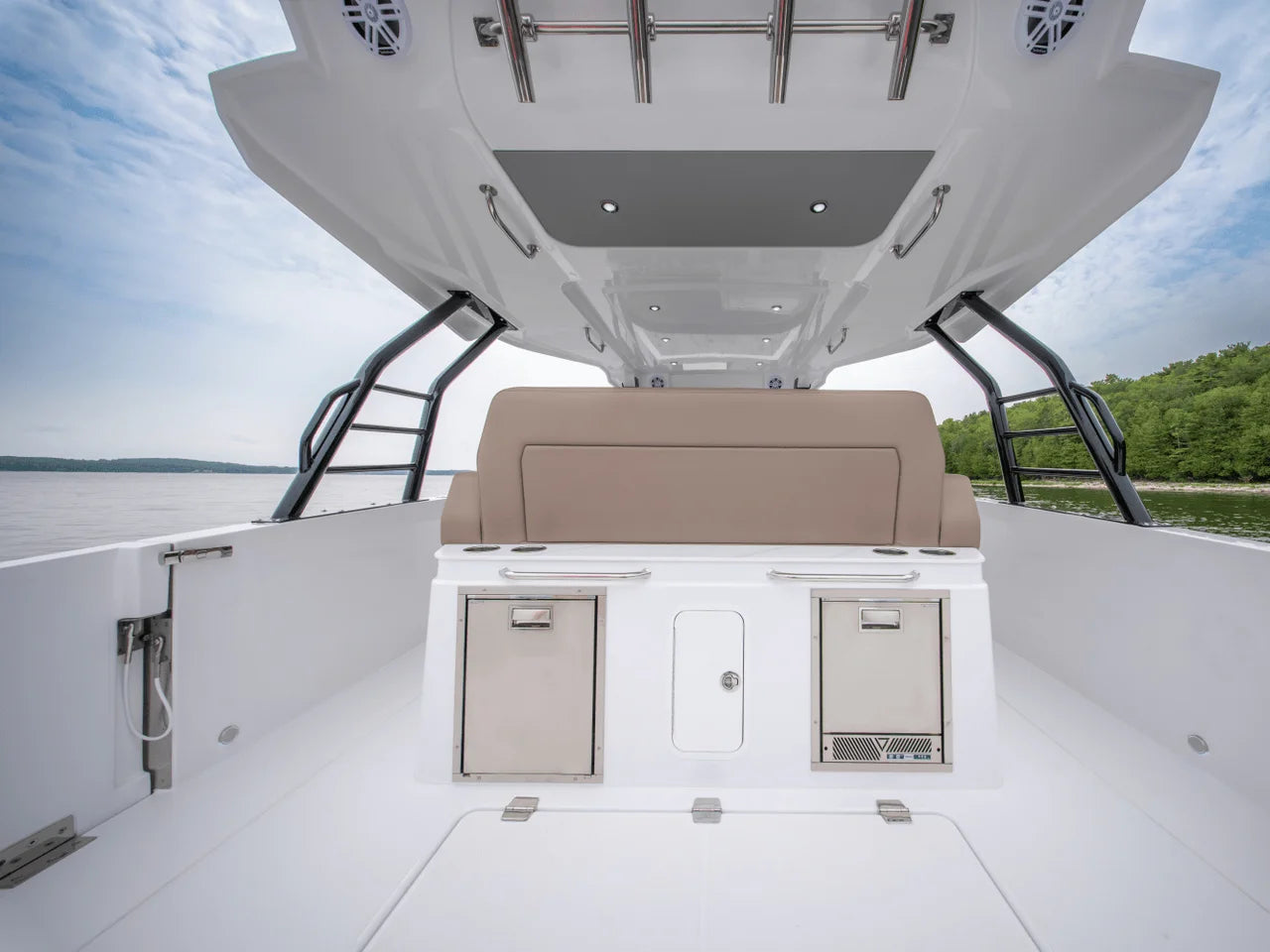 2026 Cruisers Yachts 38 VTR 38.0 feet, Clearwater, Florida #12