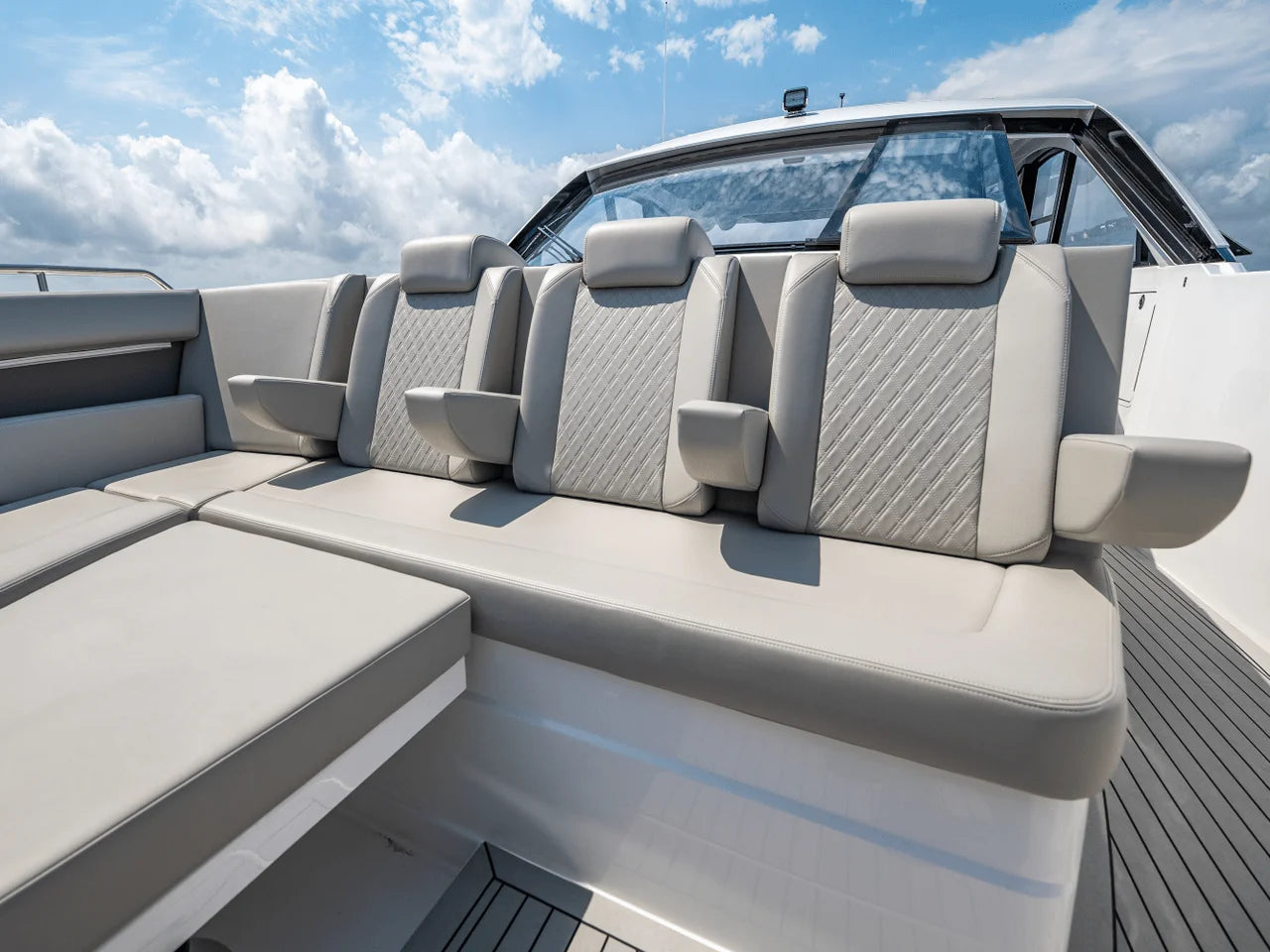 2025 Cruisers Yachts 50 GLS 50.0 feet, Clearwater, Florida #58