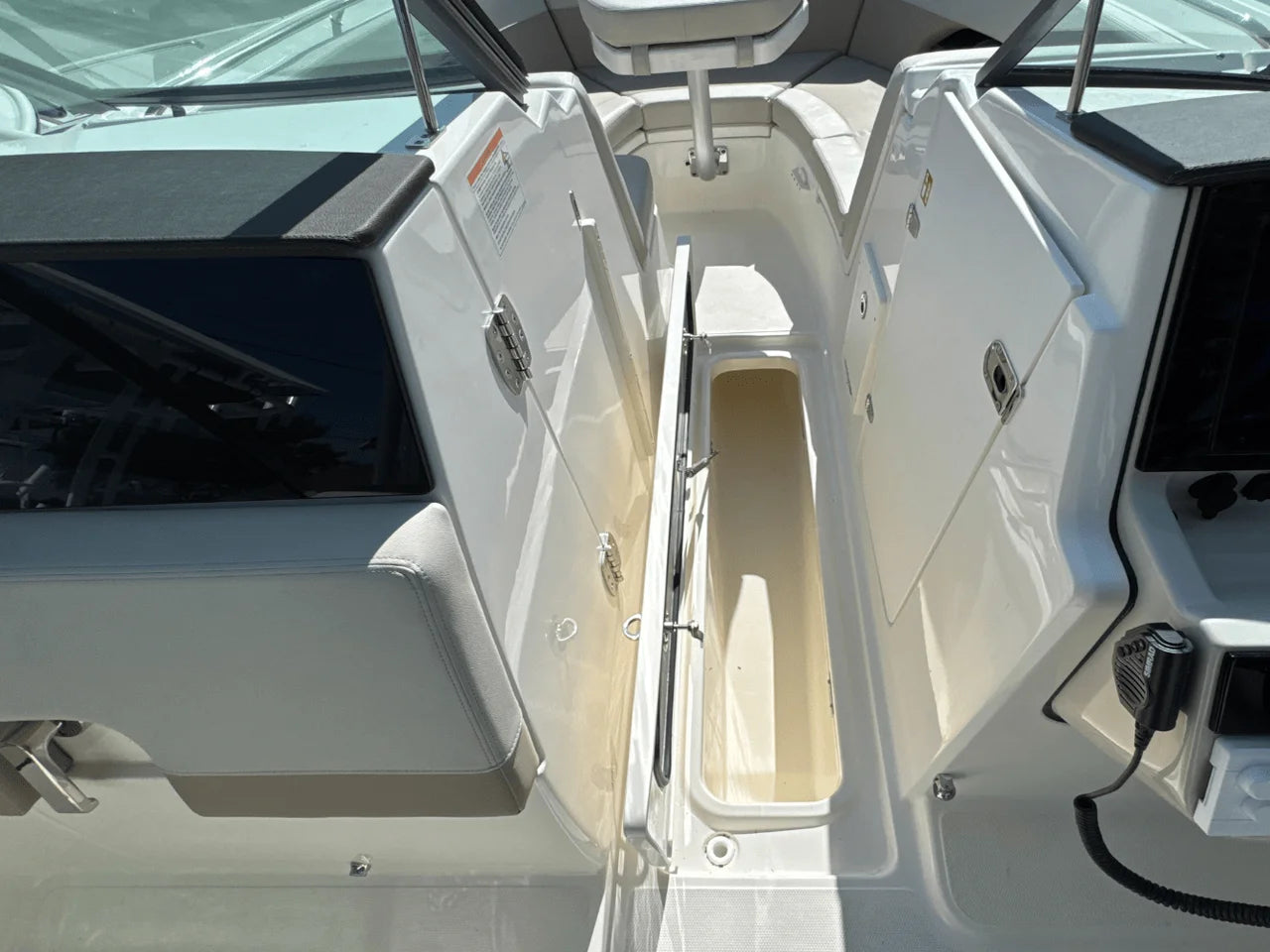 2026 Boston Whaler 240 Vantage 24.0 feet, Clearwater, Florida #25