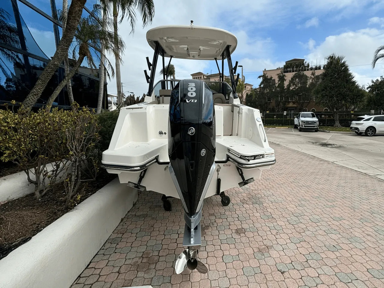 2025 Boston Whaler 240 Vantage 24.0 feet, Clearwater, Florida #4