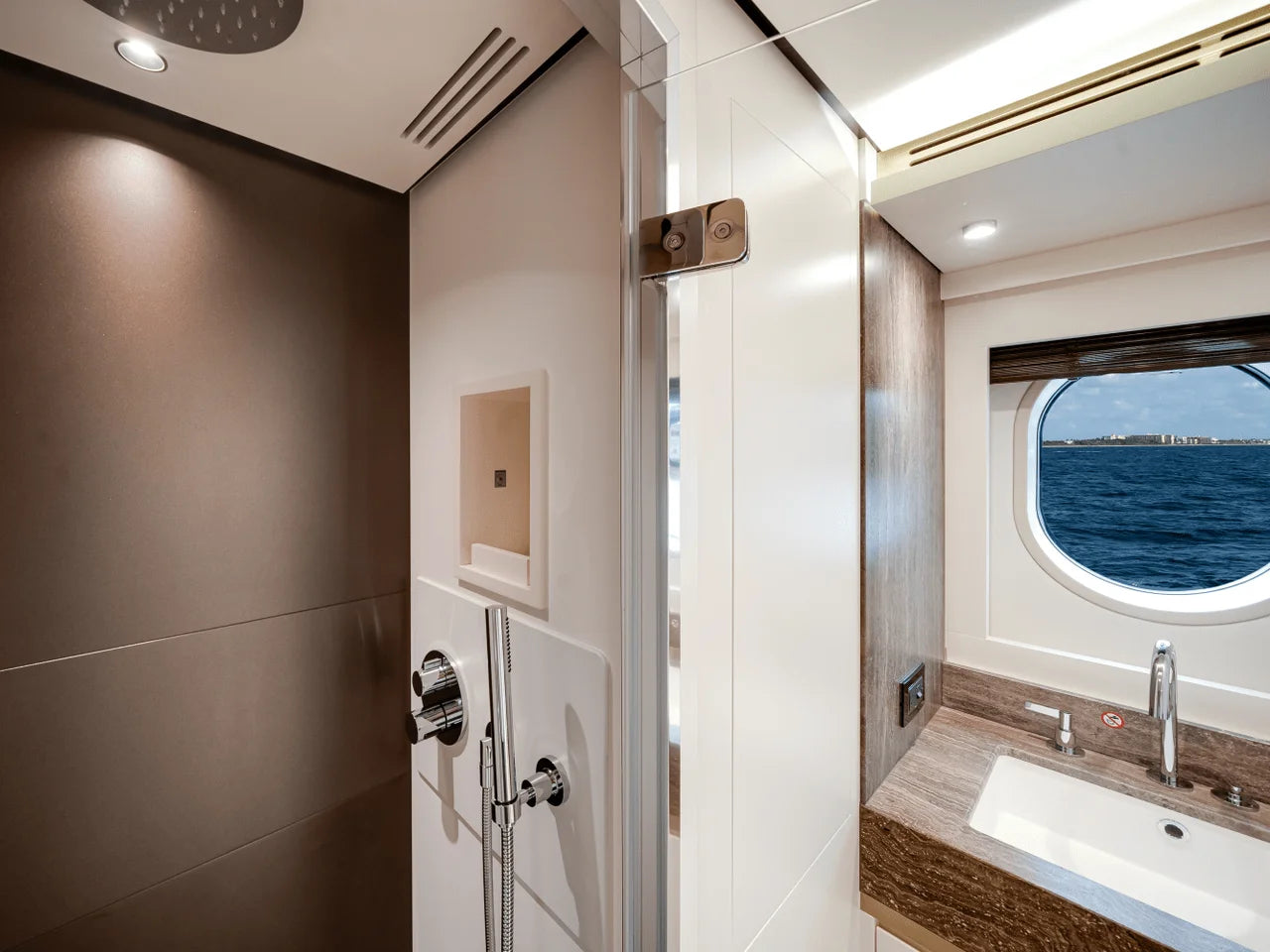 2026 Azimut Magellano 25M 84.0 feet, Clearwater, Florida #79
