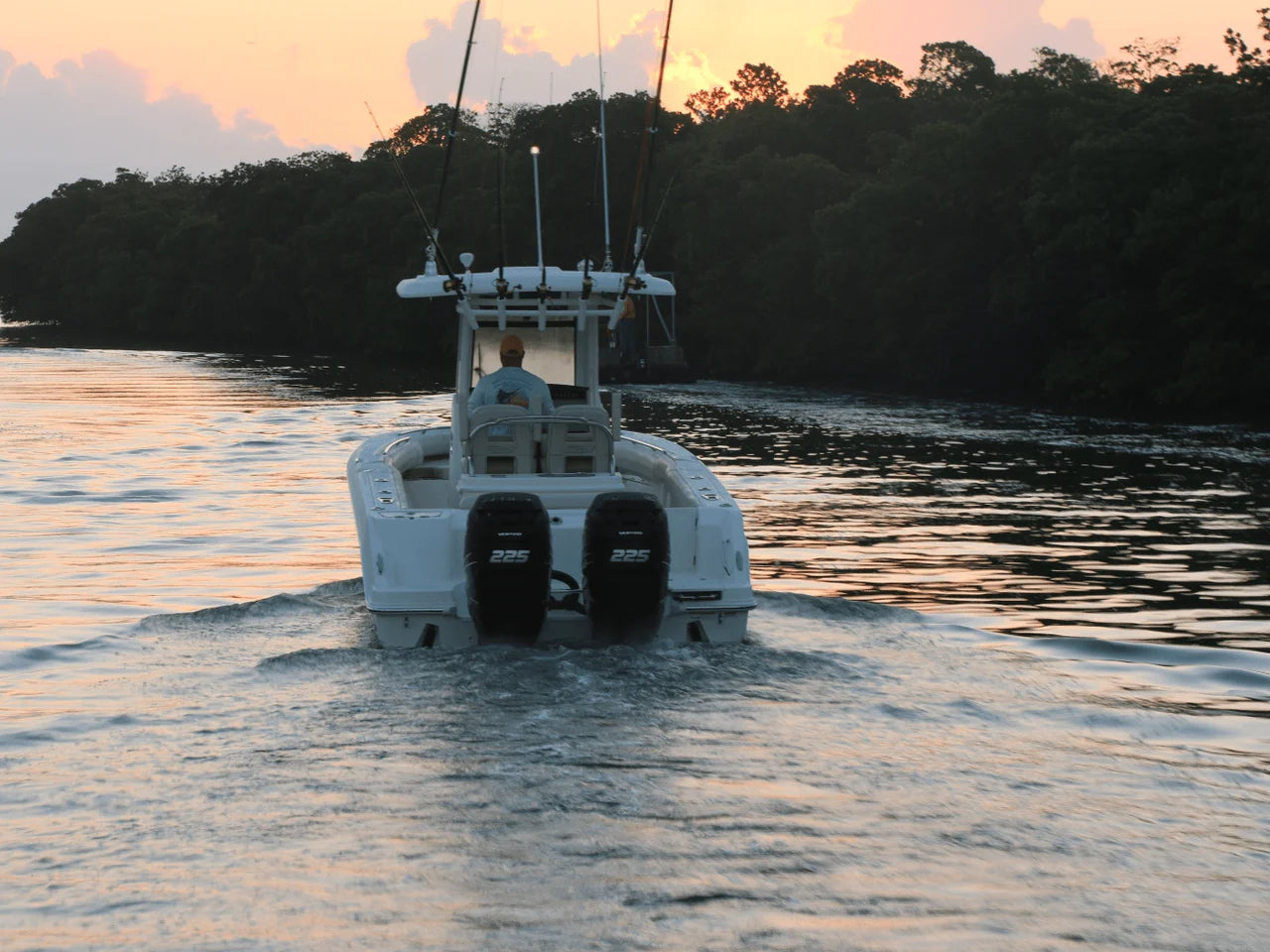 2026 Boston Whaler 250 Outrage 25.0 feet, Clearwater, Florida #15