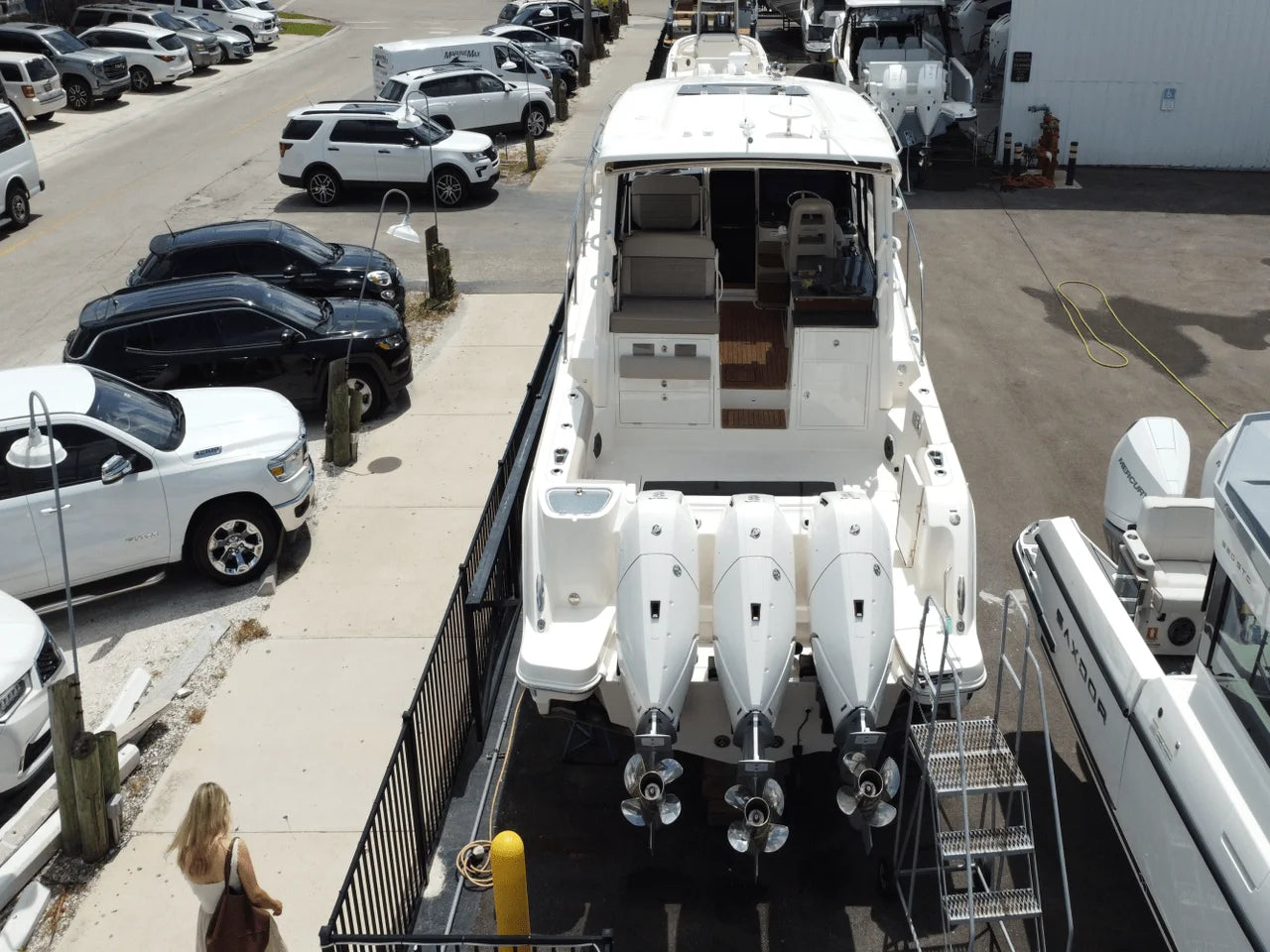 2025 Boston Whaler 365 Conquest 36.0 feet, Clearwater, Florida #14