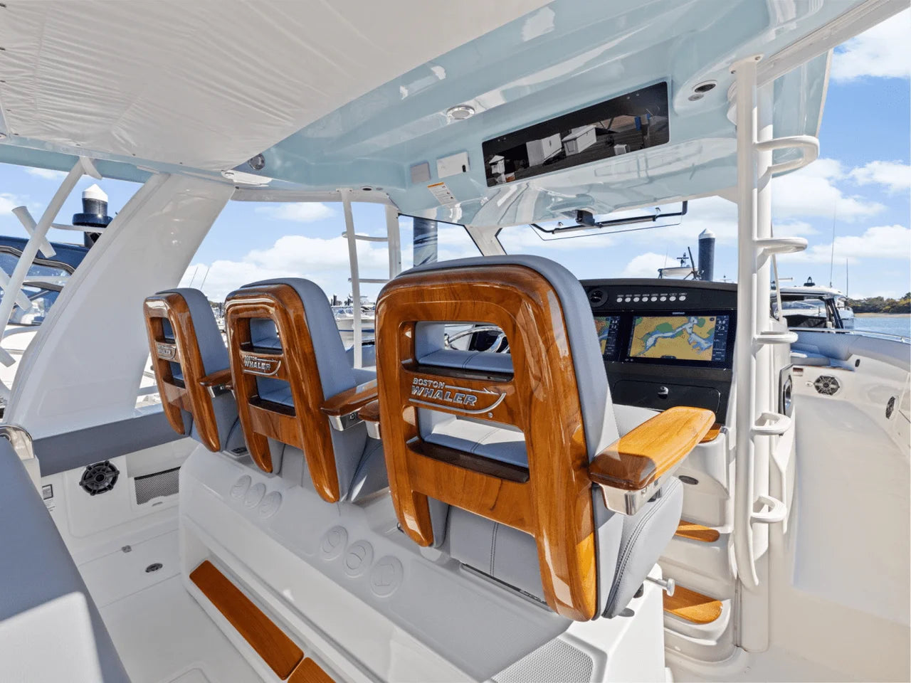 2026 Boston Whaler 420 Outrage 42.0 feet, Clearwater, Florida #24