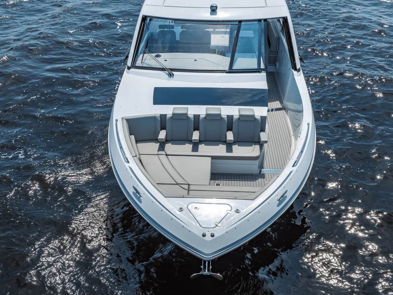 2025 Cruisers Yachts 50 GLS 50.0 feet, Clearwater, Florida #9