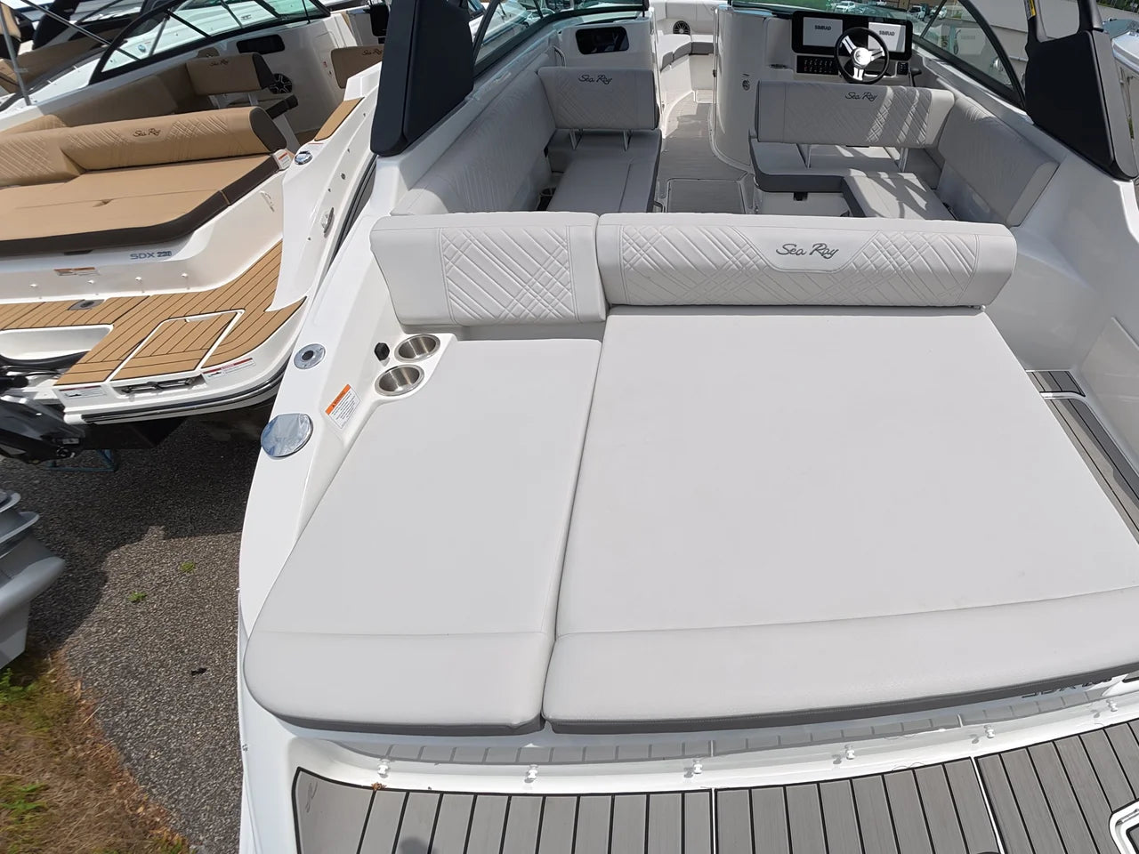 2026 Sea Ray SDX 250 Outboard 25.0 feet, Clearwater, Florida #4