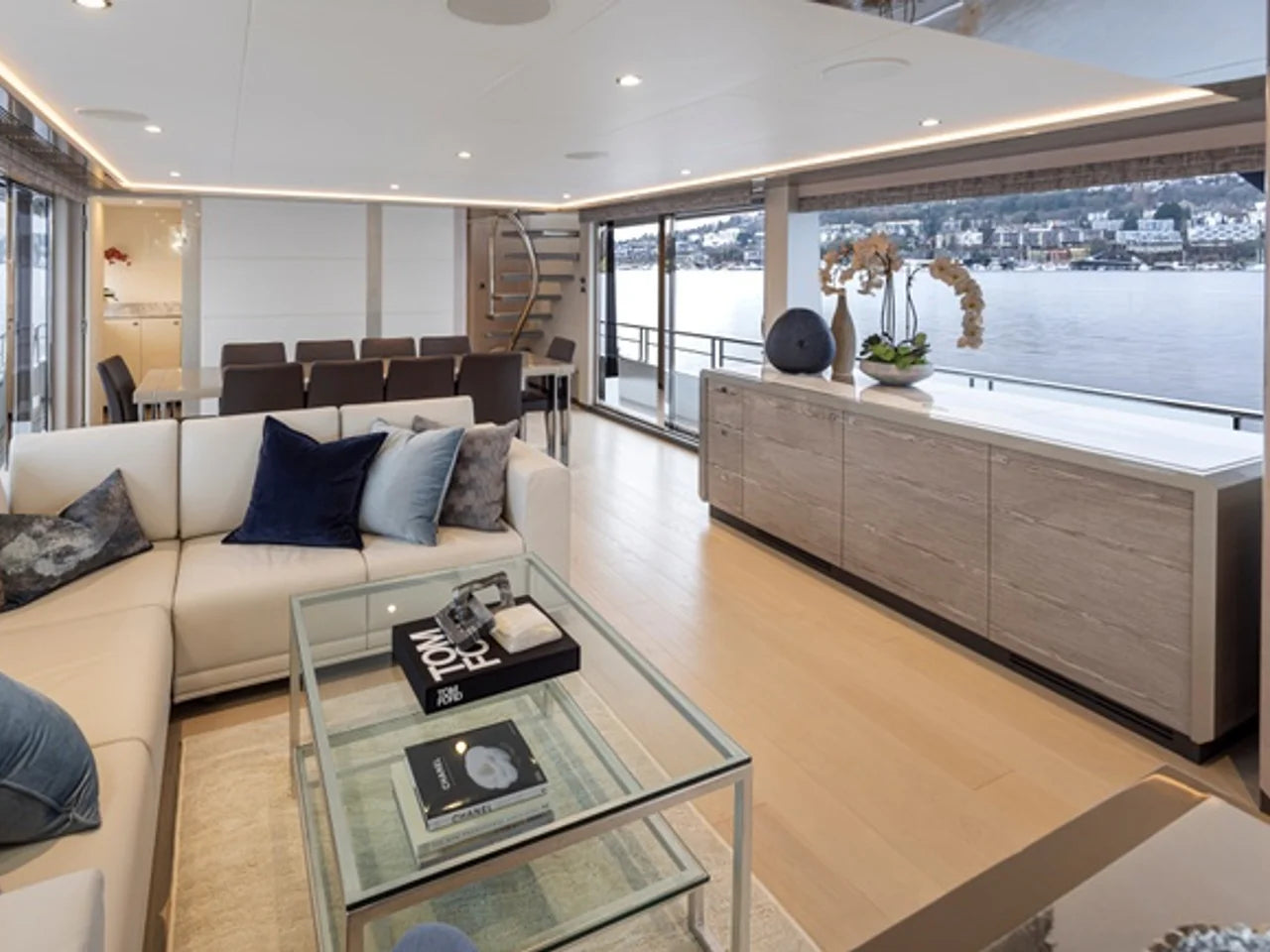 2027 Ocean Alexander 27R 93.0 feet, Clearwater, Florida #68