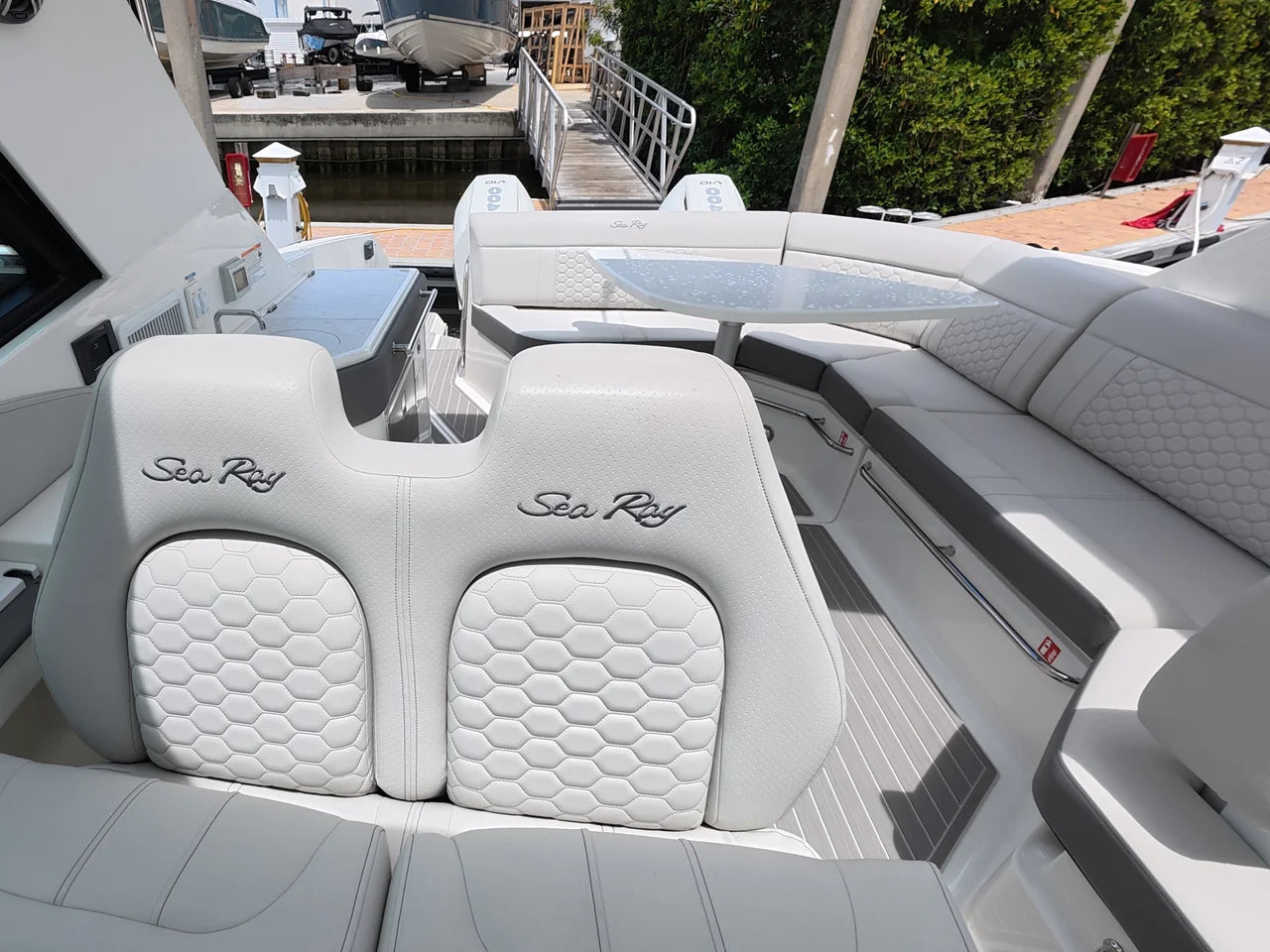 2026 Sea Ray Sundancer 320 Outboard 32.0 feet, Clearwater, Florida #34