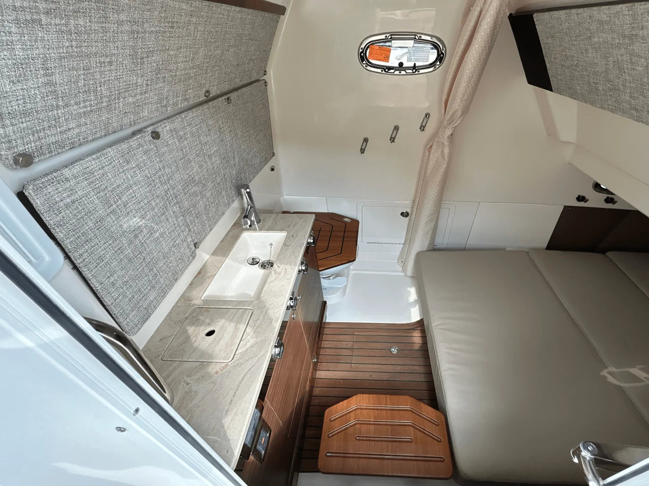 2026 Boston Whaler 360 Outrage 36.0 feet, Clearwater, Florida #31