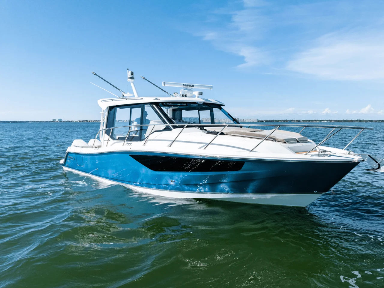 2025 Boston Whaler 365 Conquest 36.0 feet, Clearwater, Florida #9