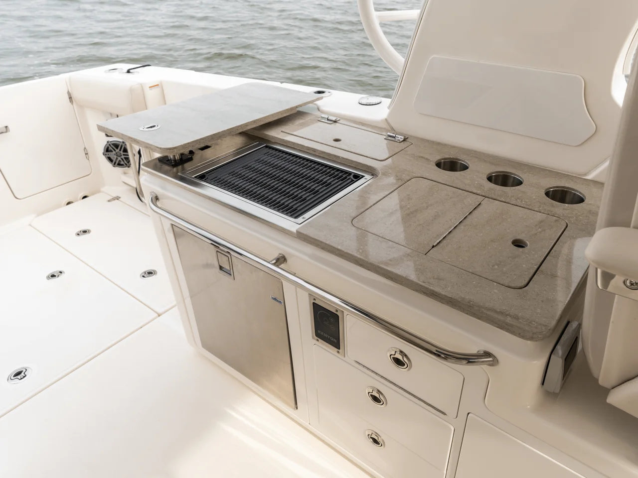 2026 Boston Whaler 380 Realm 38.0 feet, Clearwater, Florida #97