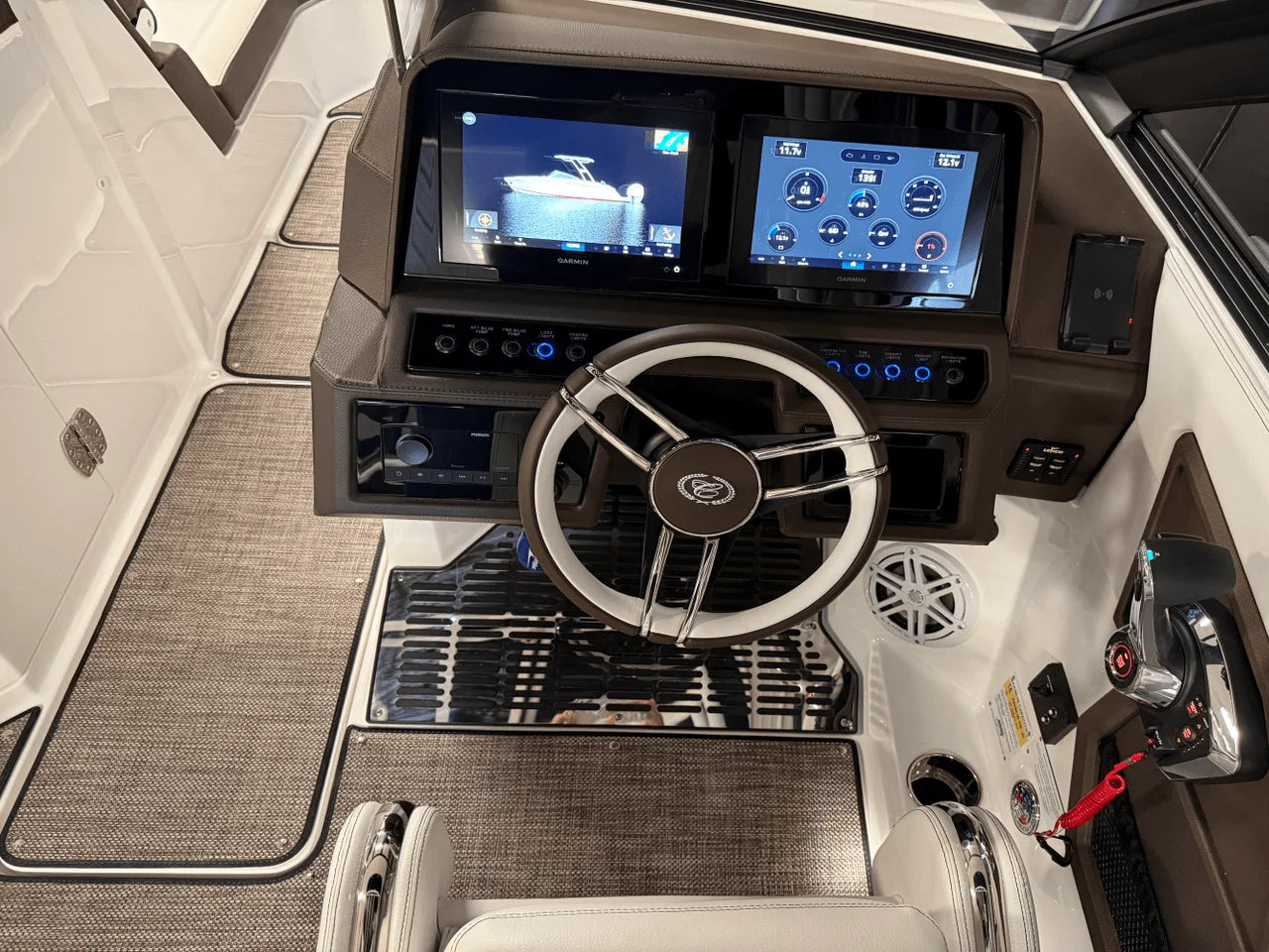 2025 Cobalt R6 Outboard 26.0 feet, Clearwater, Florida #96
