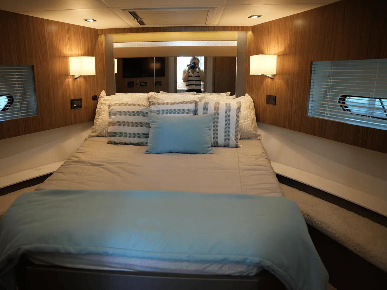 2025 Cruisers Yachts 46 Cantius 46.0 feet, Clearwater, Florida #49