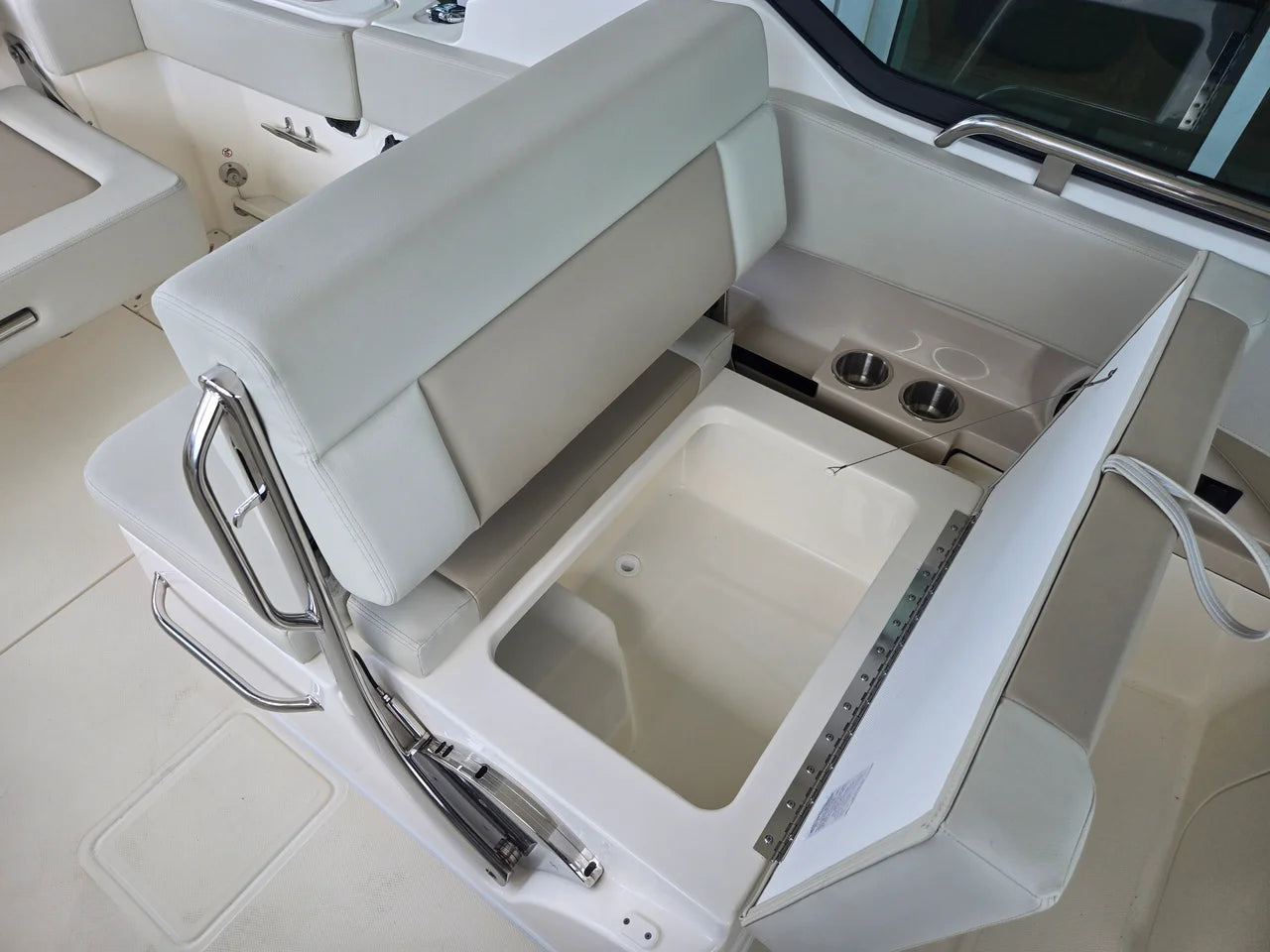 2026 Boston Whaler 240 Vantage 24.0 feet, Clearwater, Florida #10