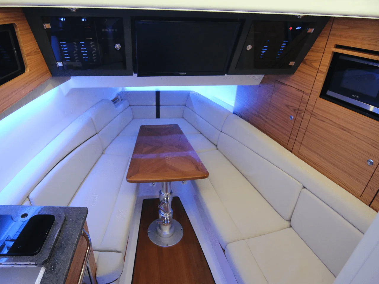 2026 Boston Whaler 380 Realm 38.0 feet, Clearwater, Florida #130