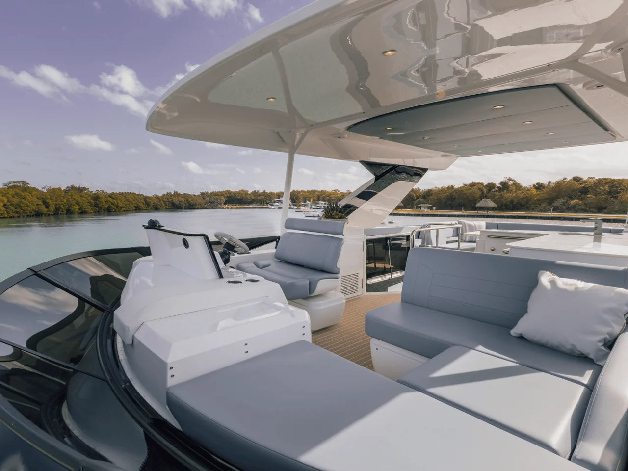 2026 Cruisers Yachts 57 FLY 57.0 feet, Clearwater, Florida #47