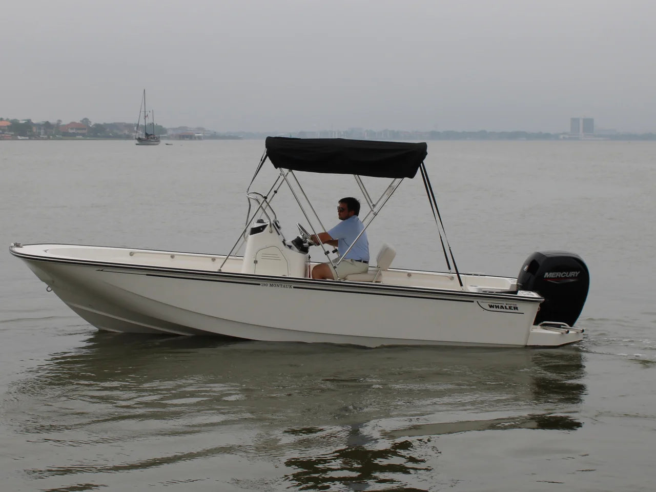 2026 Boston Whaler 190 Montauk 19.0 feet, Clearwater, Florida #1