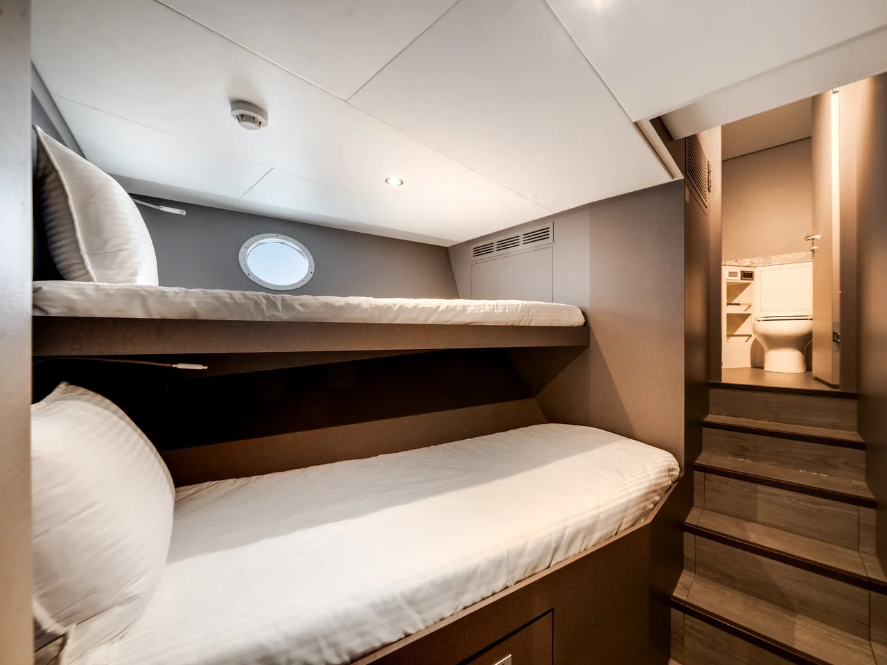 2026 Ocean Alexander 35P 113.0 feet, Clearwater, Florida #121