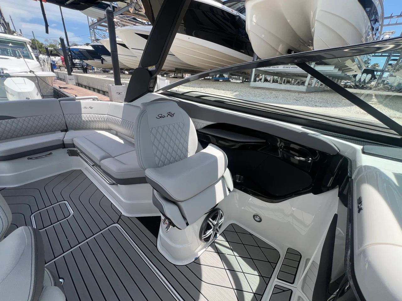 2026 Sea Ray SLX 280 Outboard 28.0 feet, Clearwater, Florida #42